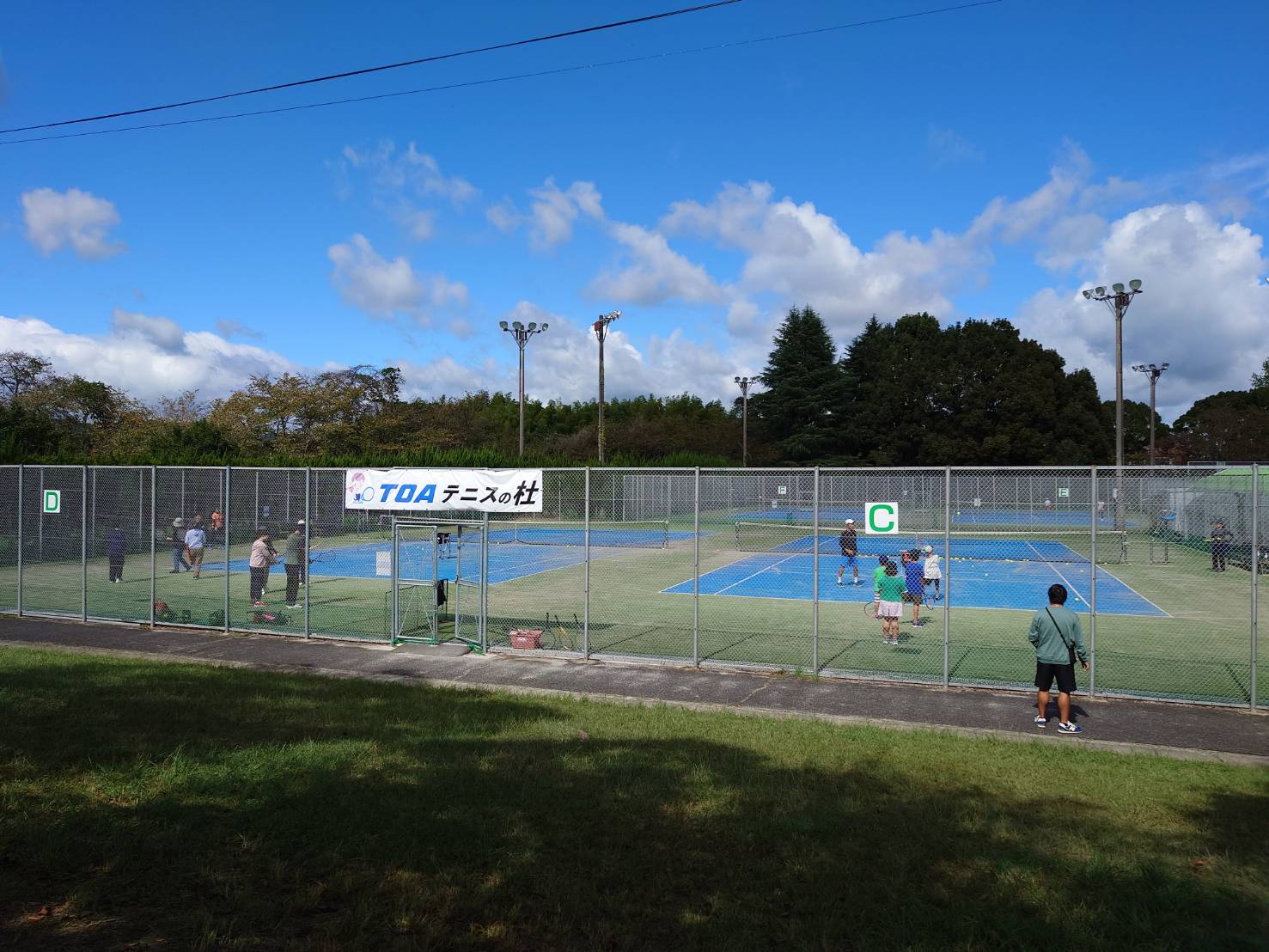 �e�j�X����