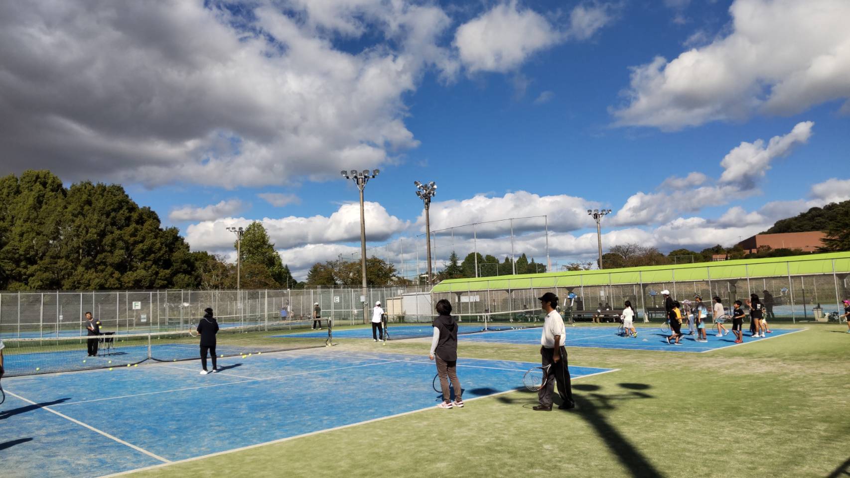 �e�j�X����